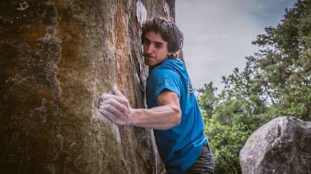 Klimmen is één van de beste oefeningen om je vingers te trainen.