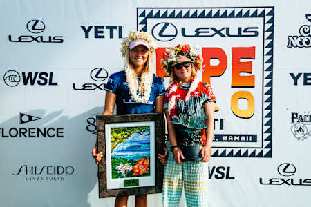 Caitlin Simmers and Molly Picklum after finishing first and second at the 2024 Lexus Pipe Pro.