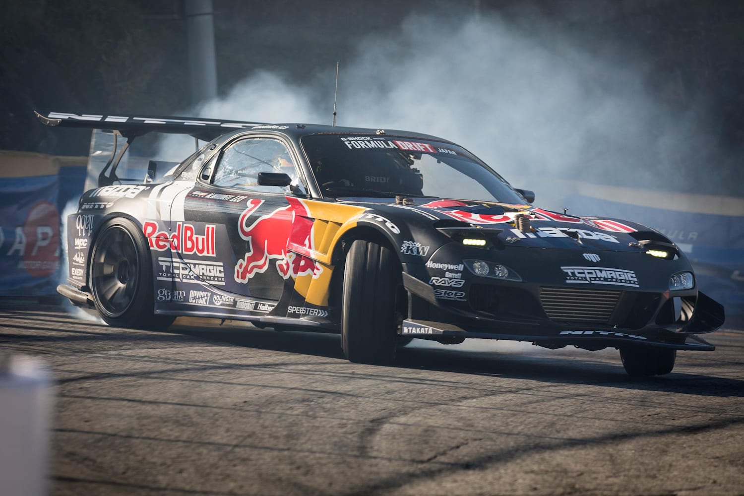 Watch the final round of Formula Drift Japan LIVE