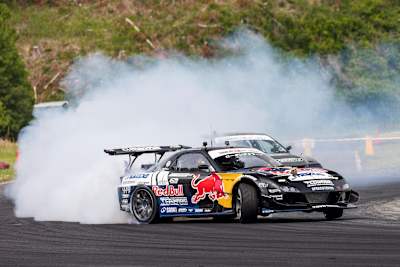 Mad Mike versus Nian. Formula Drift Japan 2018.