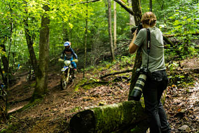 Al Arena participates in motorsports photography clinic