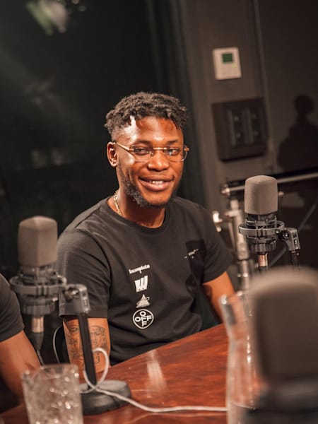 Sevn Alias in een interview bij Convo