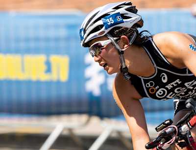 Race alongside the pros at the AJ Bell World Triathlon