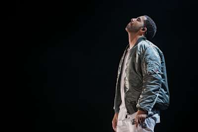 Drake performing in Dubai