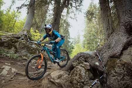 山上不優雅：Richie Rude 三度強力主宰的Enduro賽場