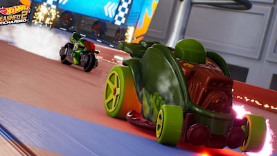 Screenshot aus Hot Wheels Unleashed 2 zeigt ein Rennen.