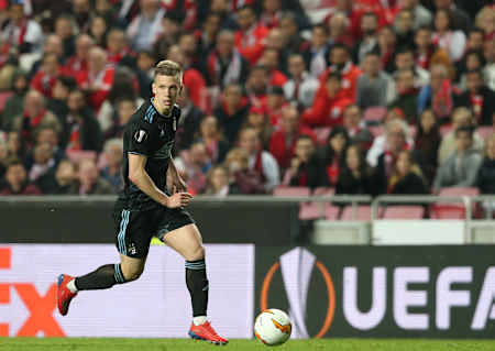 Dani Olmo of Dinamo Zagreb in action during the UEFA Europa League Round of 16 - Second Leg match between SL Benfica and Dinamo Zagreb at Estadio da Luz on March 14, 2019 in Lisbon, Portugal.