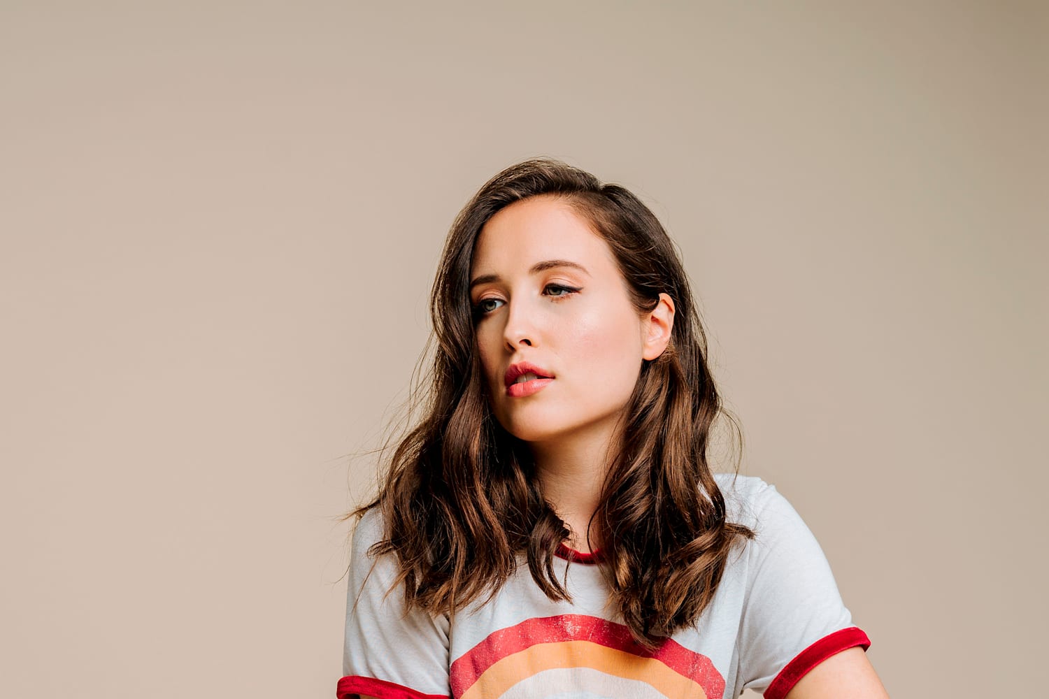Alice Merton In Fremden Stadten Zu Hause Fuhlen