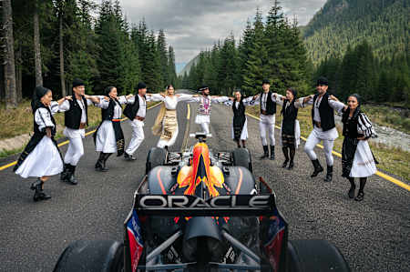 Nuntașii au primit monopostul RB7 într-un mod autentic: direct în horă