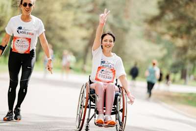 Roman Rudakov competing in Wings for Life World Run