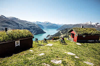 Norway mountain biking - how to ride in the fjords