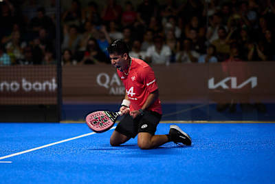Federico Chingotto celebrates his thrilling victory at the Asuncion Premier Padel P2 in Paraguay on May 25, 2025, energising the crowd with passion