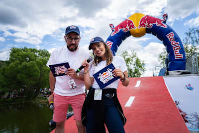Moderátori Red Bull Tandem Splash – Juraj Šoko Tabeček a Maca Zábranská, Jazero, Nad Jazerom, Košice, 13. jún 2026.