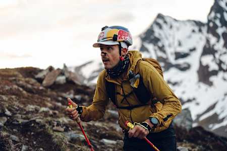 Aaron Durogati besteigt den Slogen in Skylstad, Norwegen, im Juni 2026.
