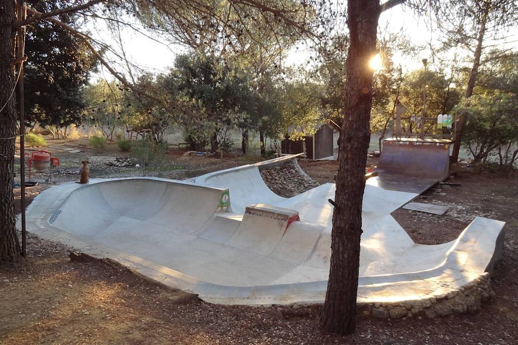 6 Dream Backyard Skateparks Around The World List