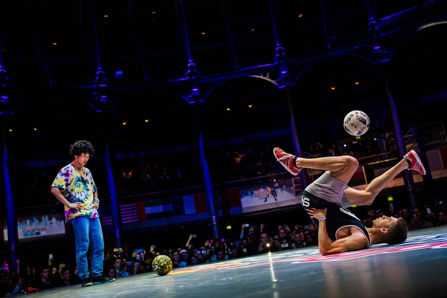 Red Bull Street Style 2018 Freestyle Soccer Competiton The world's oldest professional footballer cesc fabregas judges freestyle football championship who are the most improved teams in european football? red bull street style 2018 freestyle