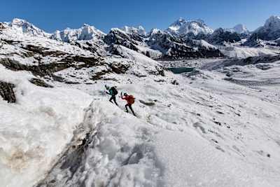 Philippe Gratta tackles Mount Everest.