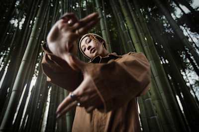 Kyoka during a photo shoot for the production of Spring from the Vivaldi Series