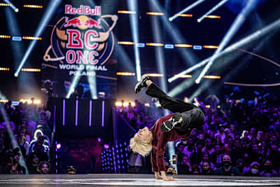Vavi performing a Hollowback freeze at the Red Bull BC One World Final