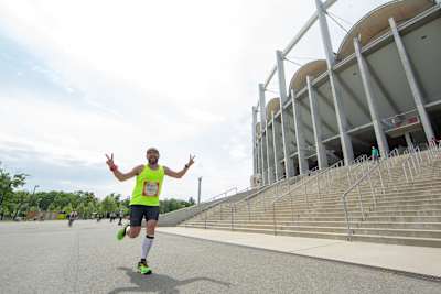 Oricine poate alerga pentru o cauză bună la Wings For Life World Run