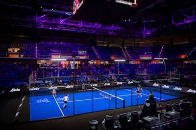 Überblick über das Stadion während eines Premier Padel Spiels in Mailand, Italien.