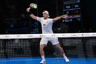 2024 spielt Alejandro Galán Padel beim Premier Padel Event.