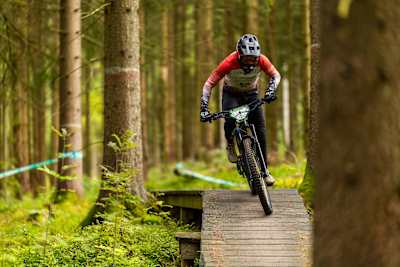 Rennaction beim Enduro One Tourstopp in Rabenberg 2025.
