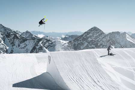 Øystein Bråten sails over Stubai at Prime Park.