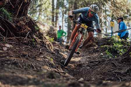 Victor Koretzky races at the 2021 Lenzerheide MTB XCO World Cup.