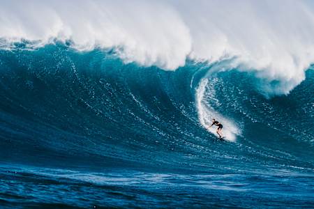 Annie Reickert surfs at Red Bull Magnitude at Jaws