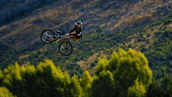 Emil Johansson in NZ Art