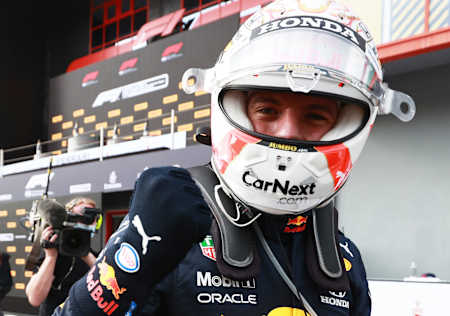 Ферстаппен начал поход за чемпионством