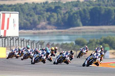 Ai Ogura racing in Aragon 2016