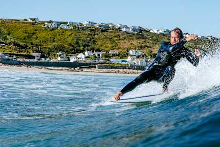 Lay makes it look easy