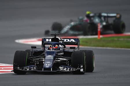 Yuki Tsunoda vanifica con un errore una buona prestazione