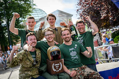 Los campeones de Soapbox UK 2019 Gas Gas Gas.