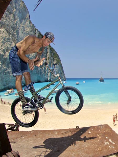 Mer turquoise, carcasses rouillées.. un spot idéal