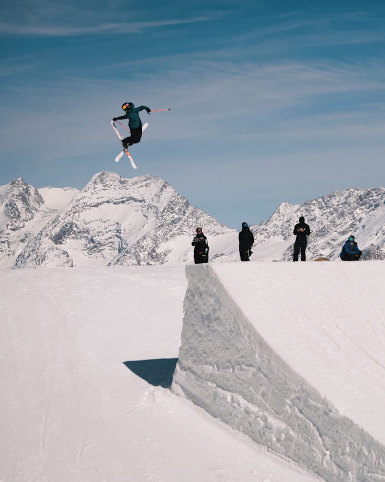 Eileen Gu Freestyle Skiing Red Bull Athlete Profile