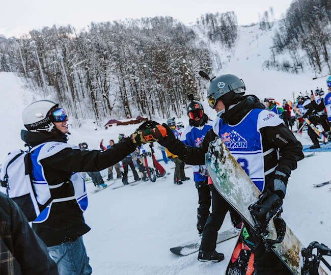 Итоги скоростного спуска с горы Red Bull Homerun в Сочи