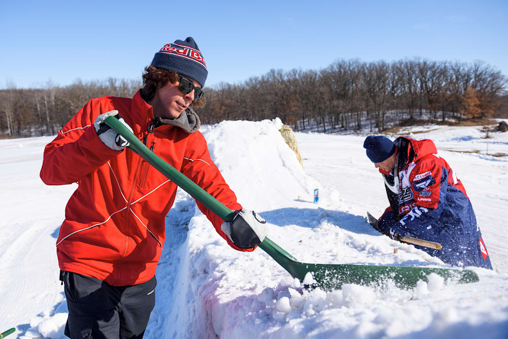 Benny Milam and Levi Lavallee Build Ramps During Red Bull Barn Burners.