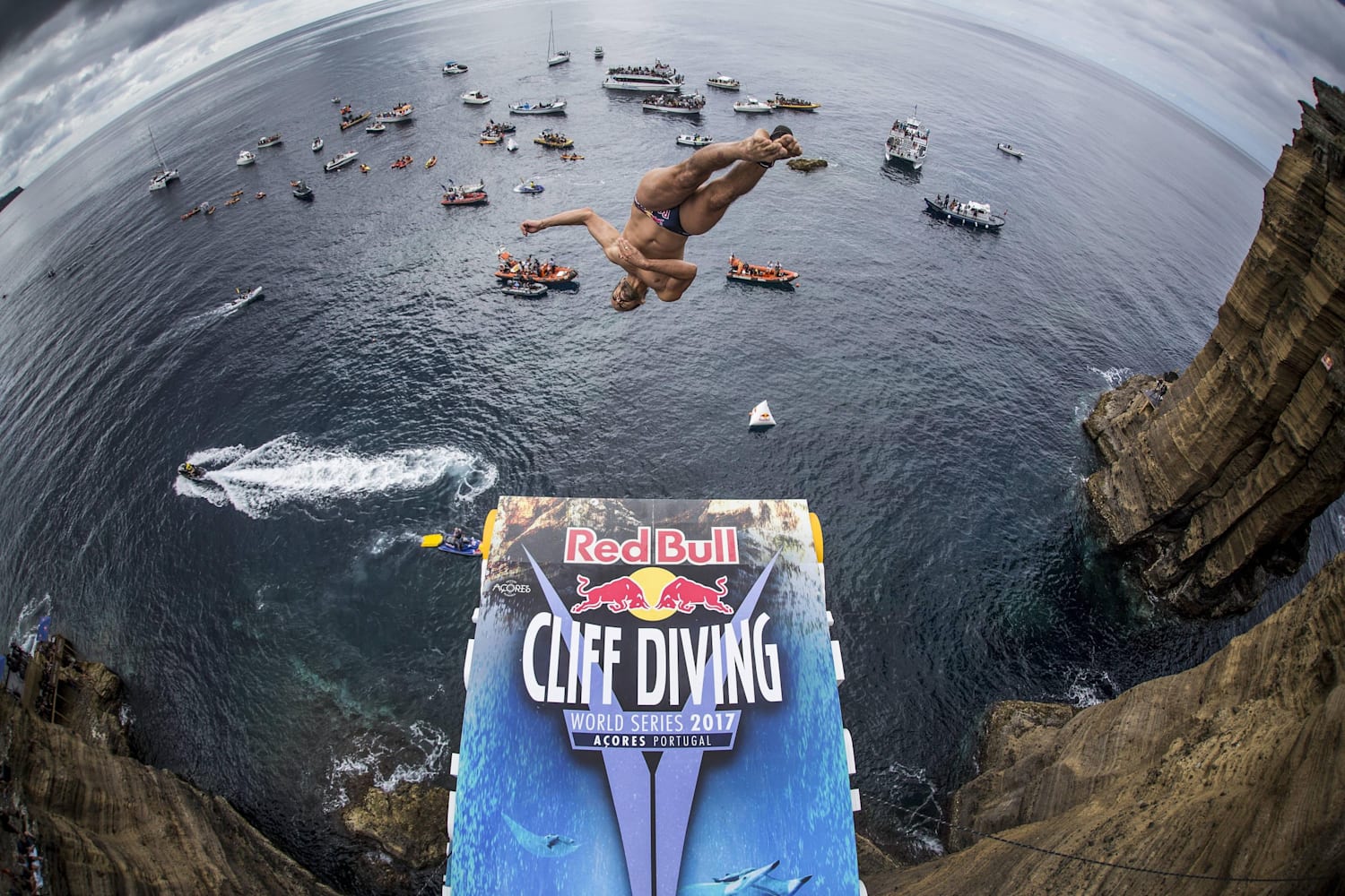 Red Bull Cliff Diving volta em 2018 aos Açores