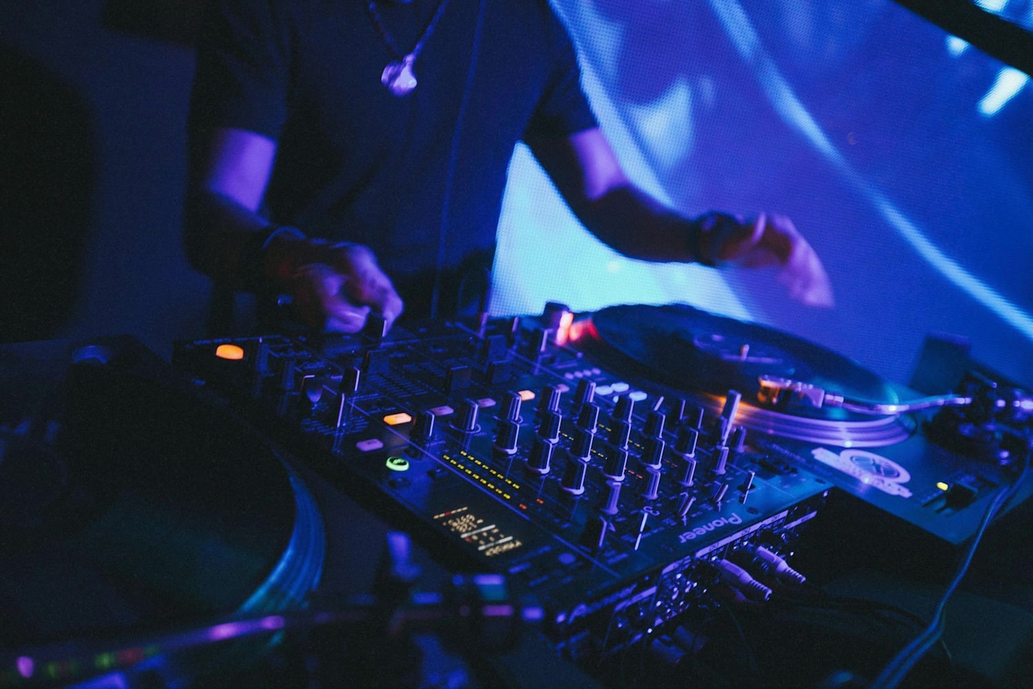10 cosas que no debes decir a un DJ