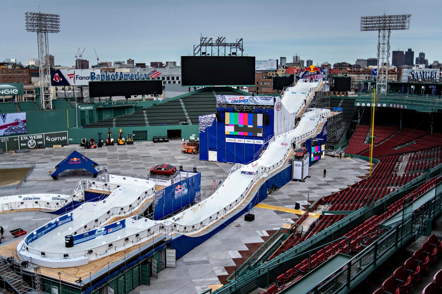 Red Bull Crashed Ice Boston track timelapse video