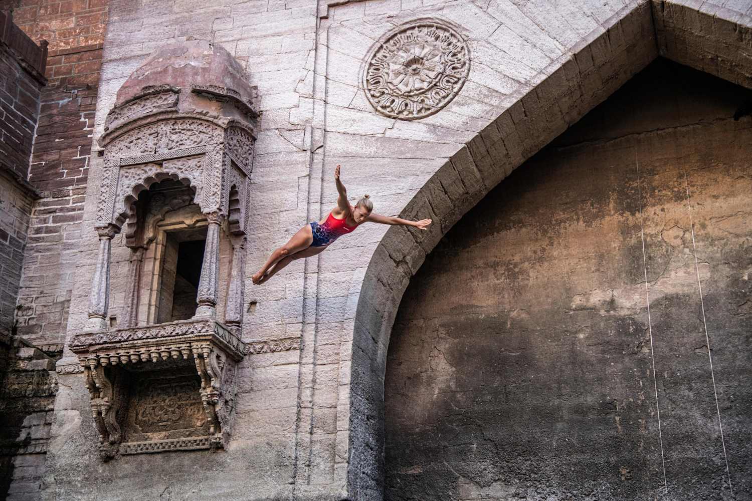 Cliff diving in Jodhpur