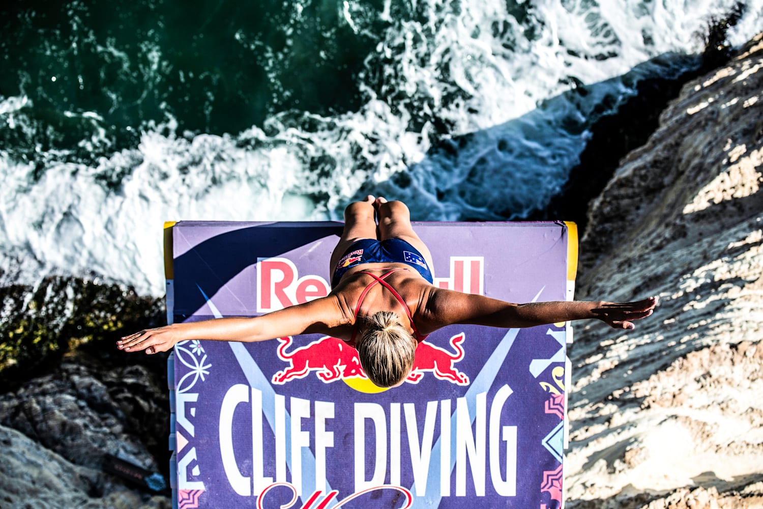Deep Dive S1 E2: Take-off – cliff diving video