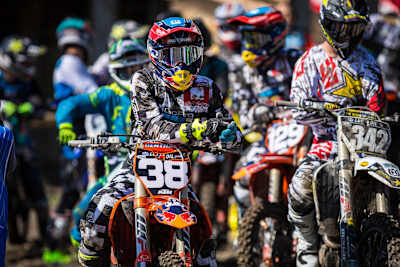 Don't let anyone throw you off ahead of the start of the race