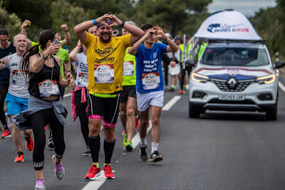 Hırvatistan'ın Zadar şehrinde de yüzler gülüyordu