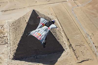 Cedric Dumont performs during Pyramids: Leap of Wonder at the Pyramids of Giza in Cairo, Egypt on January 29th , 2015
