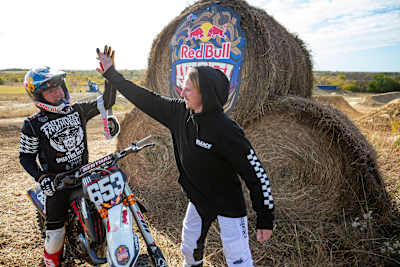 Red Bull Imagination 2.0: Freeride Jam Sessions with Tyler Bereman