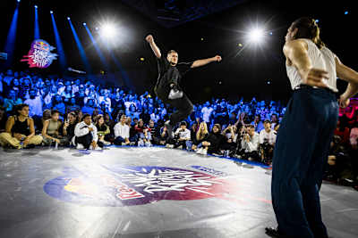 Leon V dancing at the Red Bull Dance Your Style Austria Final on October 1, 2022. 